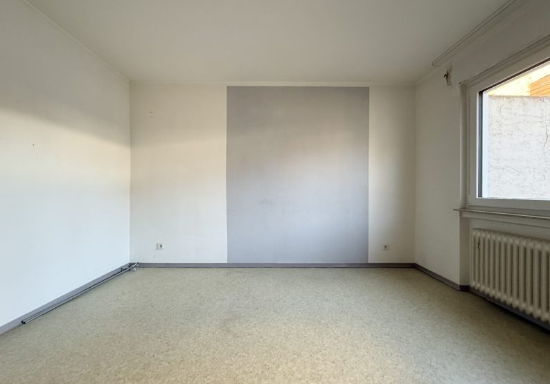 06 - Zimmer EG