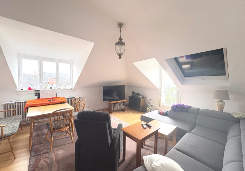 12 - DG Wohnzimmer