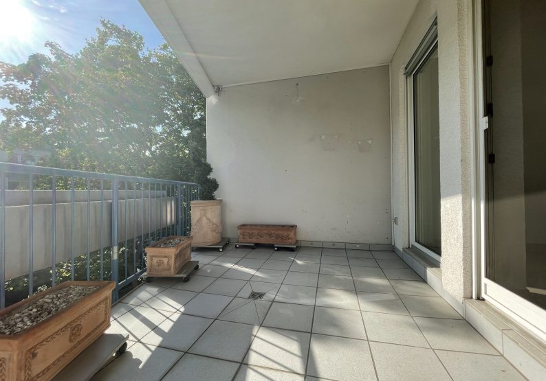 Balkon - Wohn- Essbereich 2